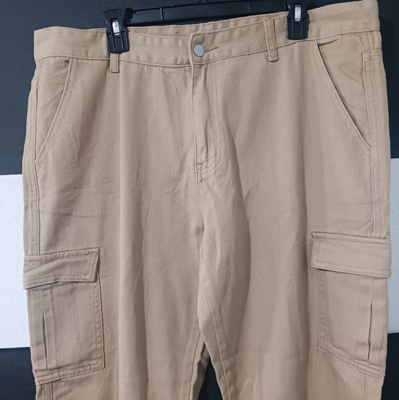 NEW Manfinity Men Khaki Nude Cargo Pants - Picture 2 of 11